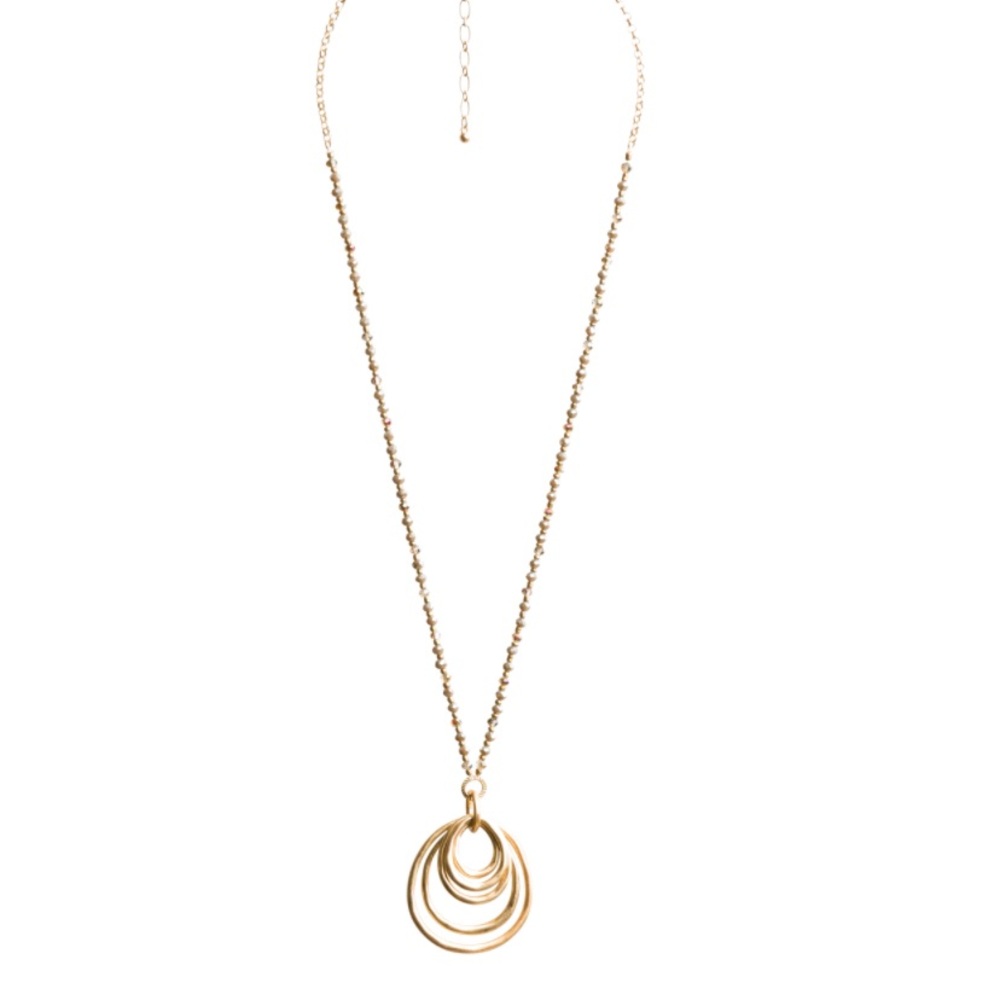nOir Damien Oval Pendant Necklace